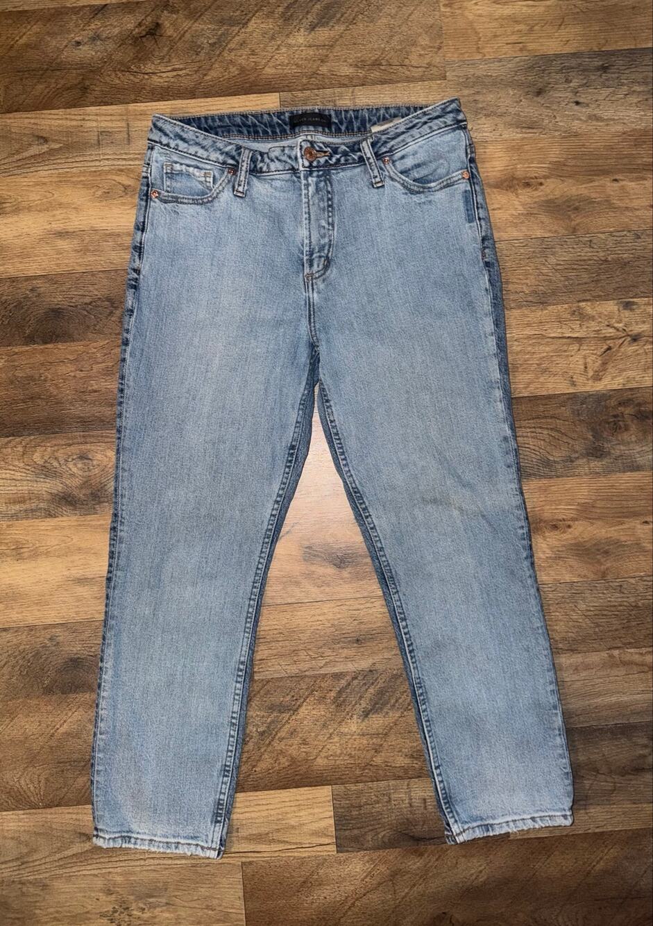 Silver jeans women’s high rise slim crop blue jeans